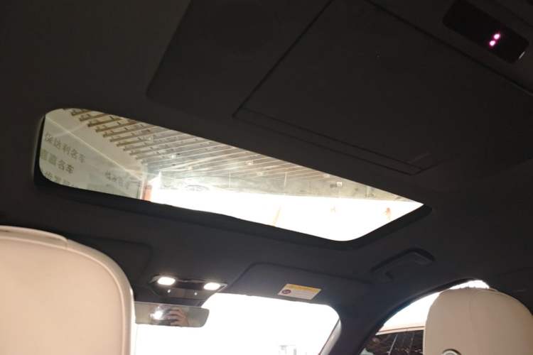 Used Li Auto L8 2023 Max model Headliner