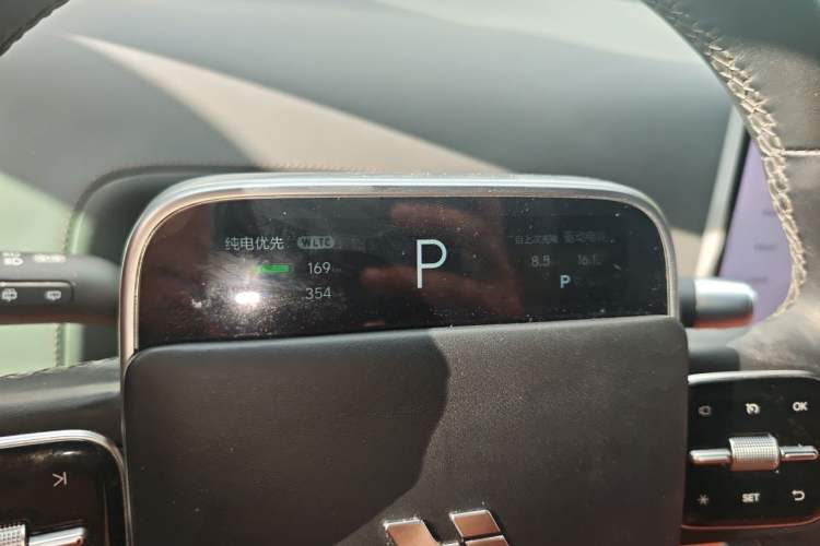 Used Li Auto L8 2023 Pro Model Instrument Cluster
