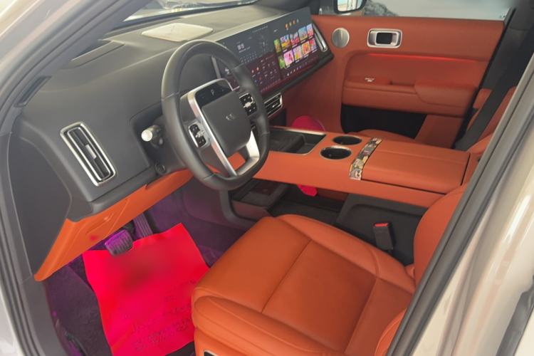 Used Li Auto L8 2023 Pro Model Interior 2