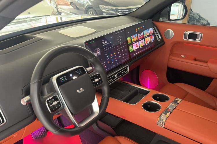 Used Li Auto L8 2023 Pro Model Interior 3