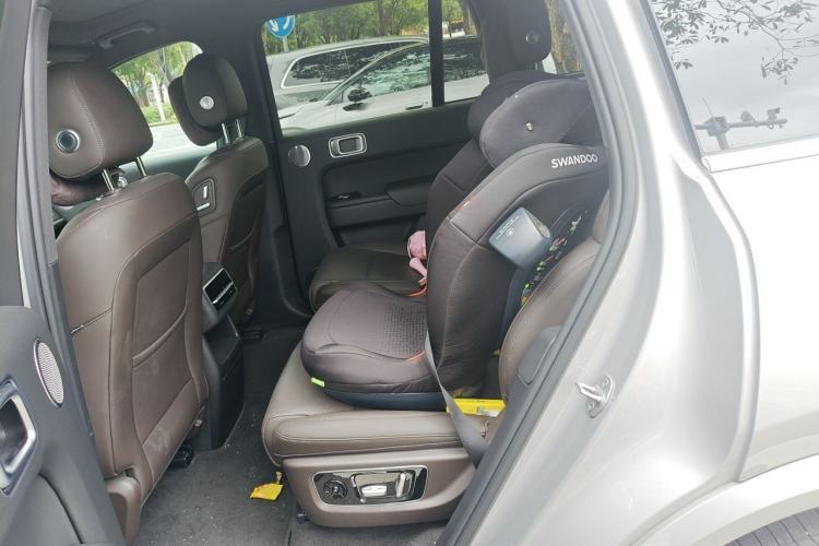 Used Li Auto L8 2023 Pro Model Interior 4