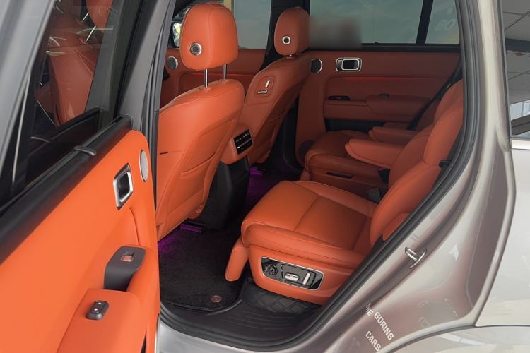 Used Li Auto L8 2023 Pro Model Interior 4