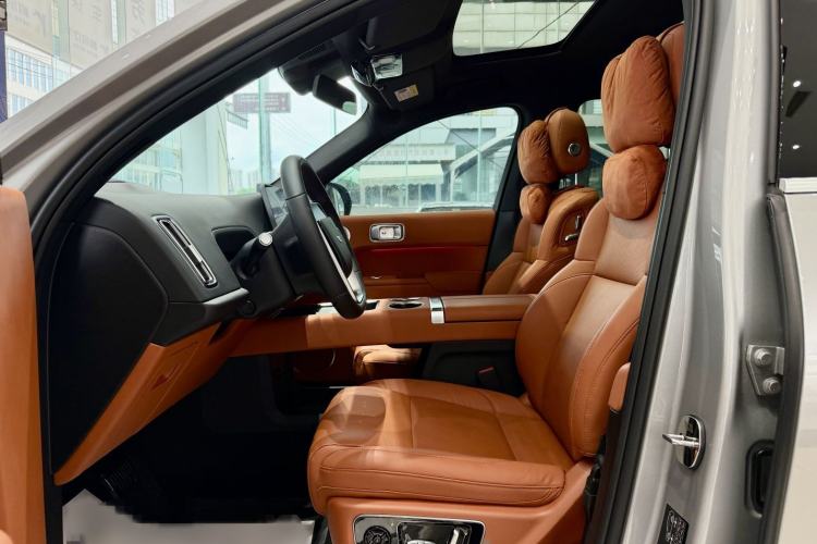 Used Li Auto L8 2023 Pro Model Interior 6