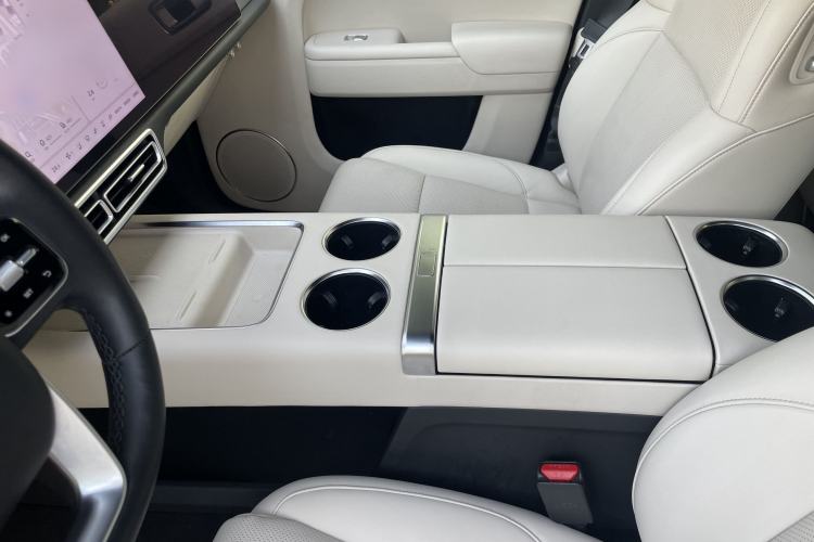 Used Li Auto L8 2023 Max model Interior 6