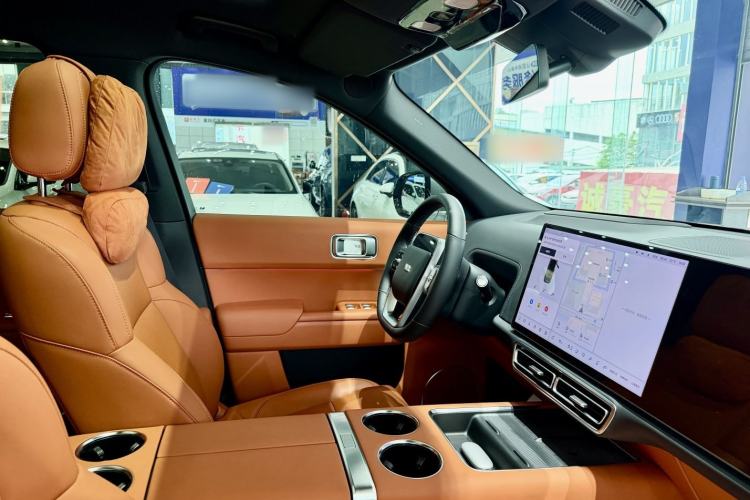 Used Li Auto L8 2023 Pro Model Interior 7
