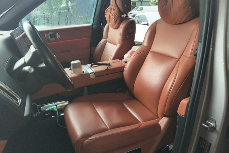 Used Li Auto L8 2023 Pro Model Left Front Seat