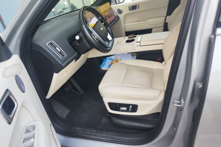 Used Li Auto L8 2023 Pro Model Left Front Seat