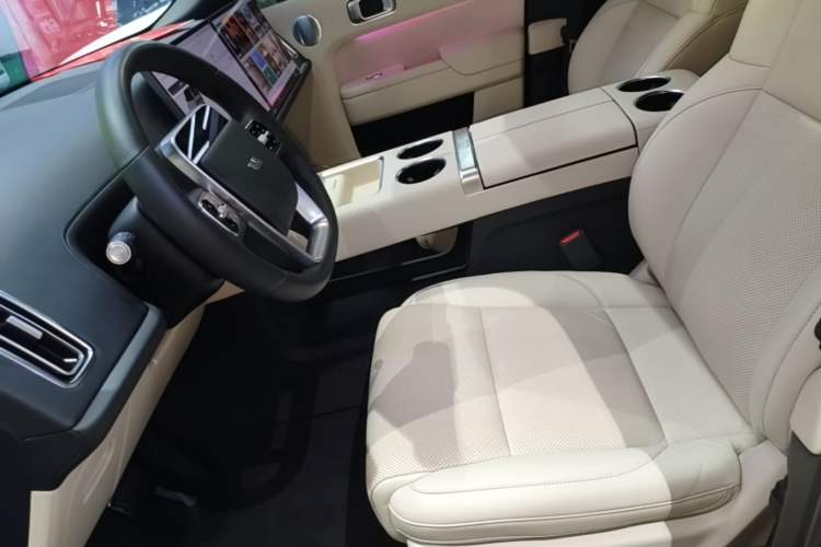 Used Li Auto L8 2023 Pro Model Left Front Seat