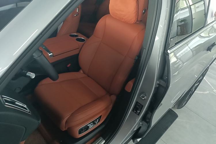 Used Li Auto L8 2023 Pro Model Left Front Seat