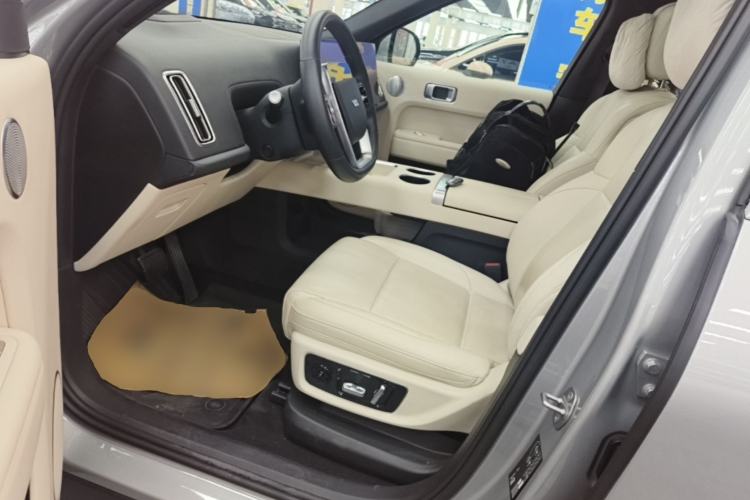Used Li Auto L8 2023 Pro Model Left Front Seat