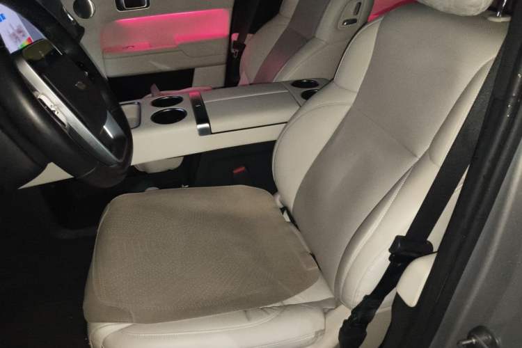 Used Li Auto L8 2023 Pro Model Left Front Seat