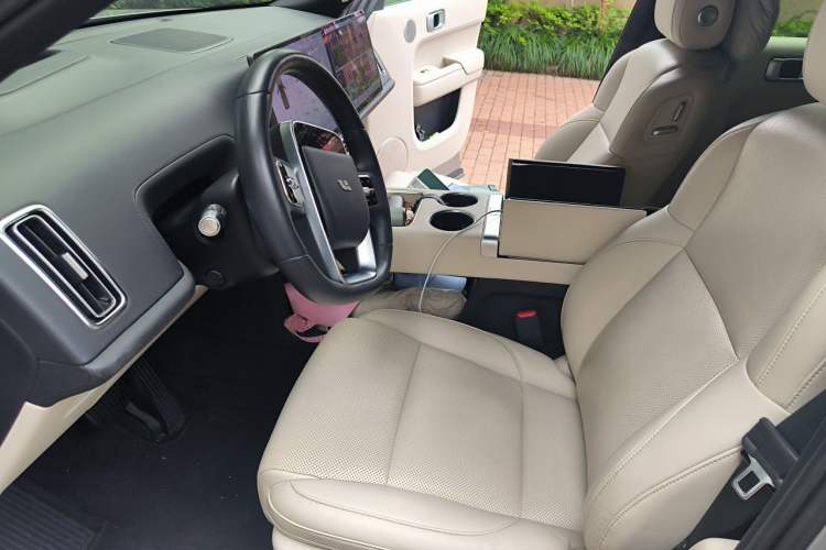Used Li Auto L8 2023 Pro Model Left Front Seat