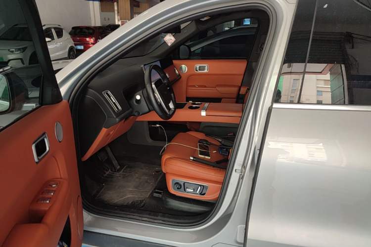 Used Li Auto L8 2023 Air model Left Front Seat