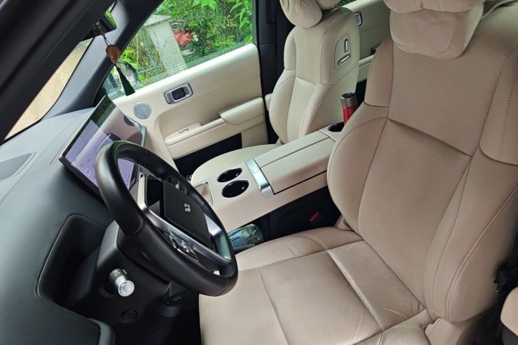 Used Li Auto L8 2023 Pro Model Left Front Seat