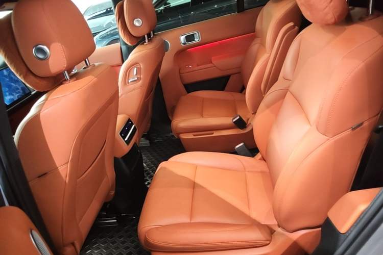 Used Li Auto L8 2023 Pro Model Left Rear Seat