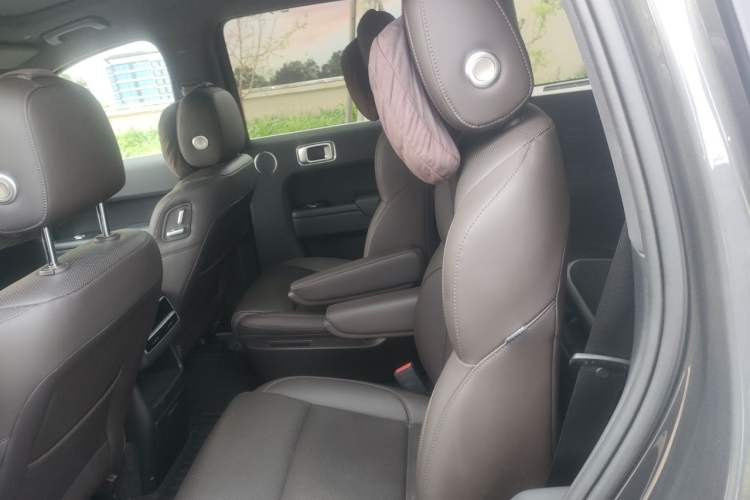Used Li Auto L8 2023 Pro Model Left Rear Seat