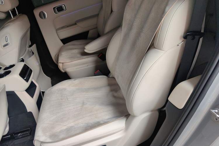 Used Li Auto L8 2023 Pro Model Left Rear Seat