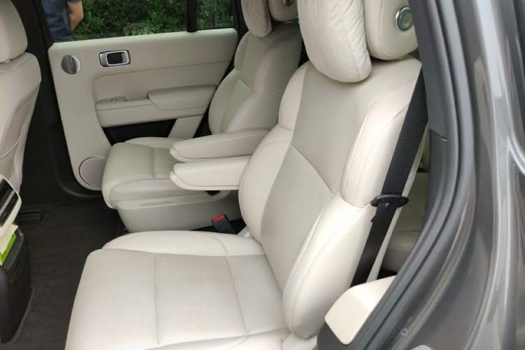 Used Li Auto L8 2023 Pro Model Left Rear Seat