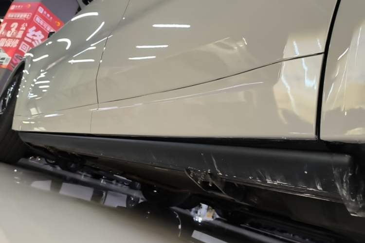 Used Li Auto L8 2023 Pro Model Left Side Sill