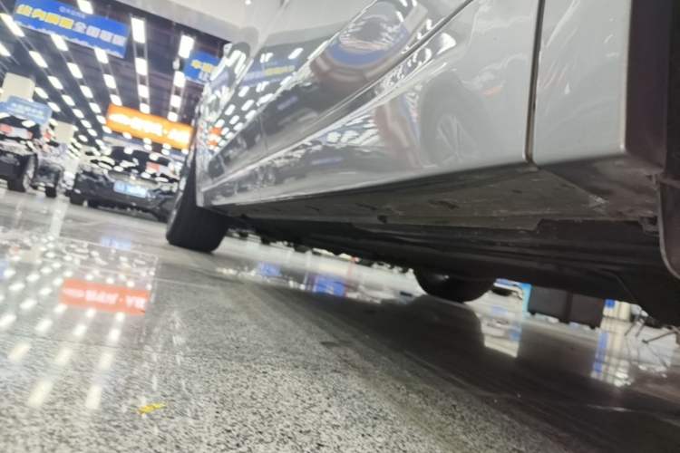 Used Li Auto L8 2023 Pro Model Left Side Sill