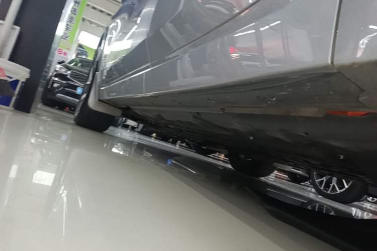 Used Li Auto L8 2023 Max model Left Side Sill