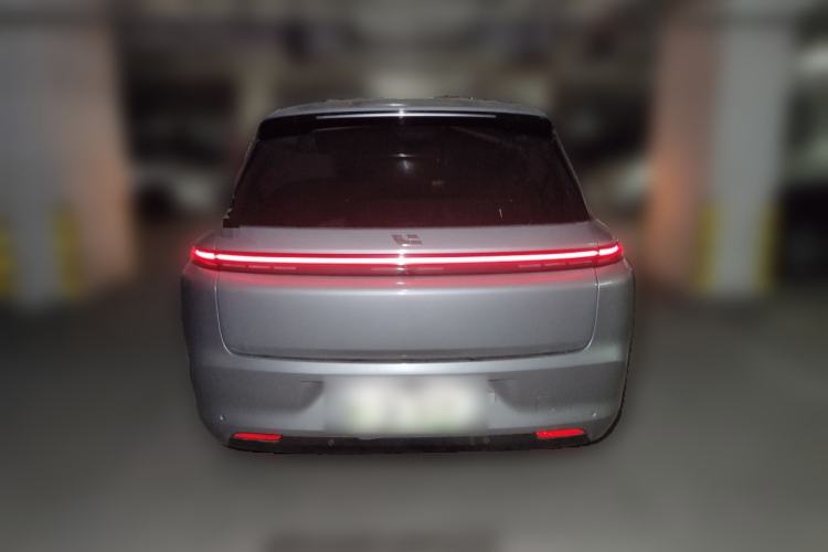 Used Li Auto L8 2023 Pro Model Rear