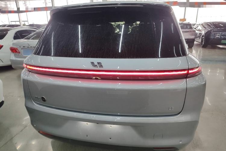 Used Li Auto L8 2023 Pro Model Rear
