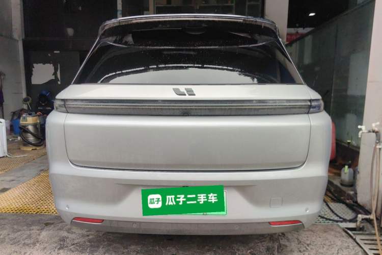 Used Li Auto L8 2023 Pro Model Rear