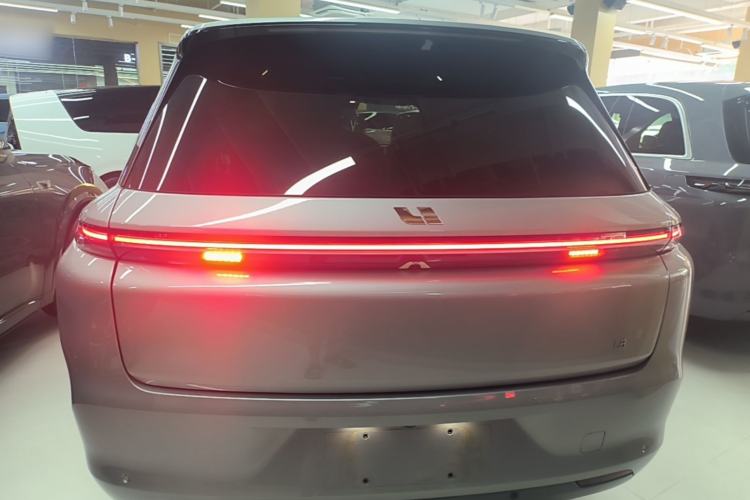 Used Li Auto L8 2023 Pro Model Rear