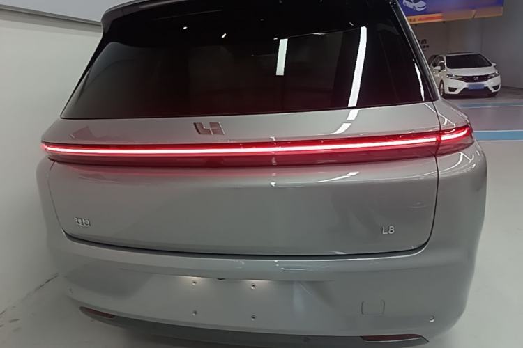 Used Li Auto L8 2023 Pro Model Rear