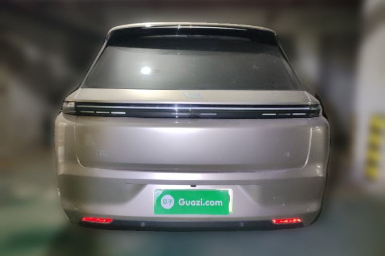 Used Li Auto L8 2023 Pro Model Rear