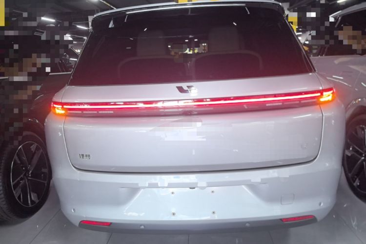 Used Li Auto L8 2023 Pro Model Rear