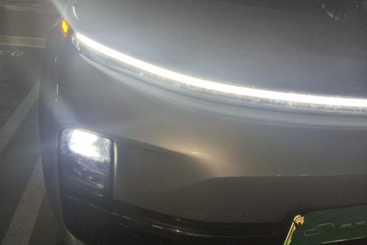 Used Li Auto L8 2023 Pro Model Right Front Headlight