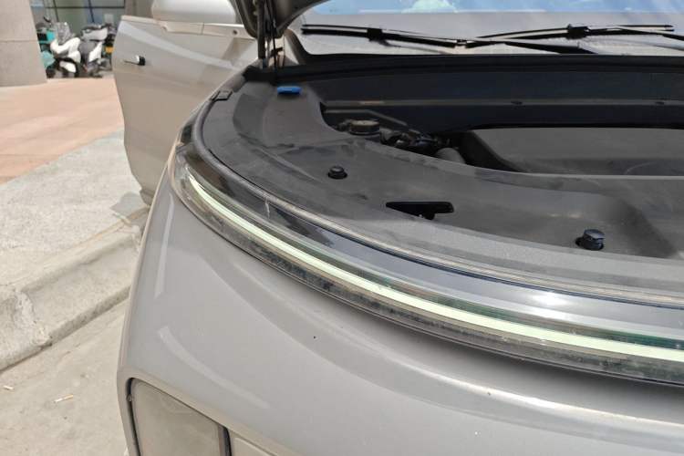 Used Li Auto L8 2023 Pro Model Right Front Headlight