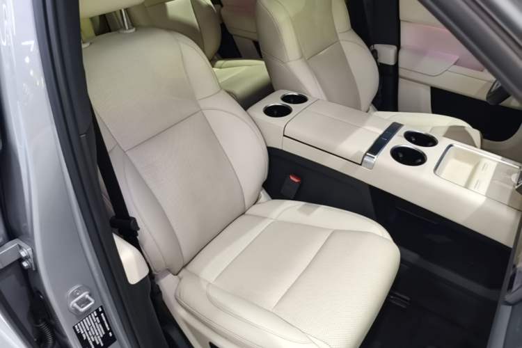Used Li Auto L8 2023 Pro Model Right Front Seat