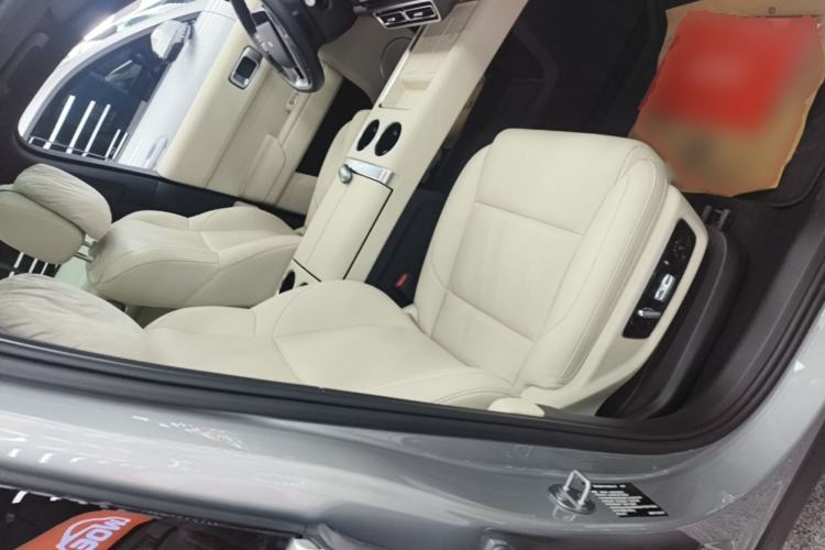 Used Li Auto L8 2023 Pro Model Right Front Seat