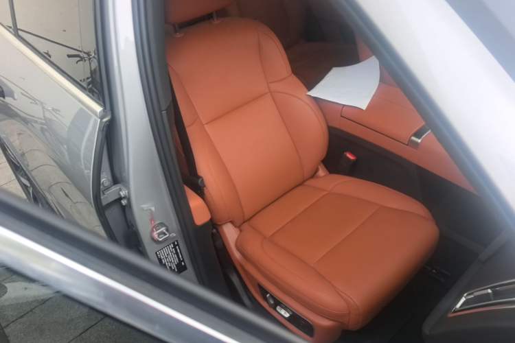 Used Li Auto L8 2023 Pro Model Right Front Seat
