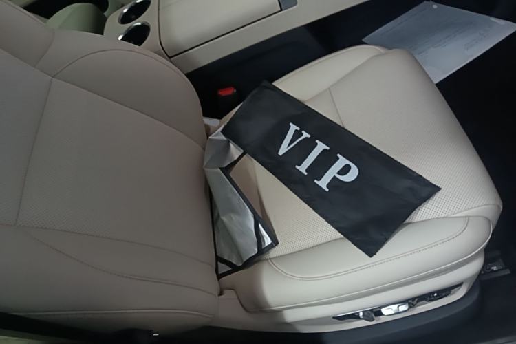 Used Li Auto L8 2023 Pro Model Right Front Seat