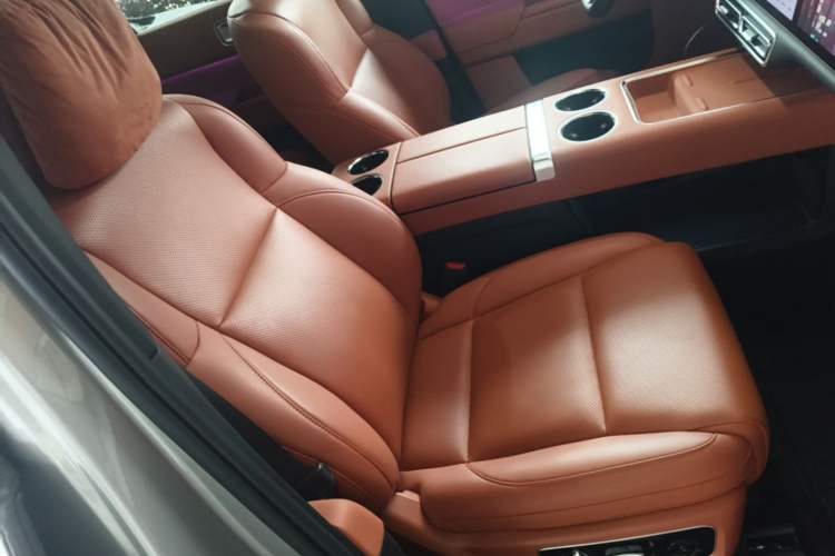 Used Li Auto L8 2023 Pro Model Right Front Seat