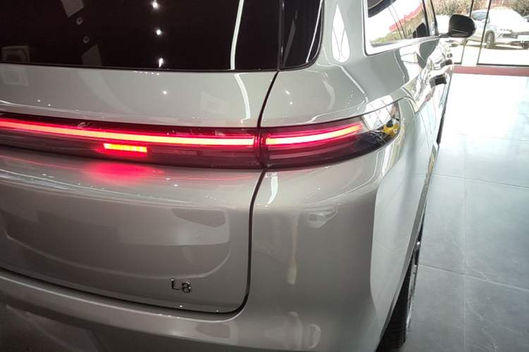 Used Li Auto L8 2023 Pro Model Right Rear Taillight