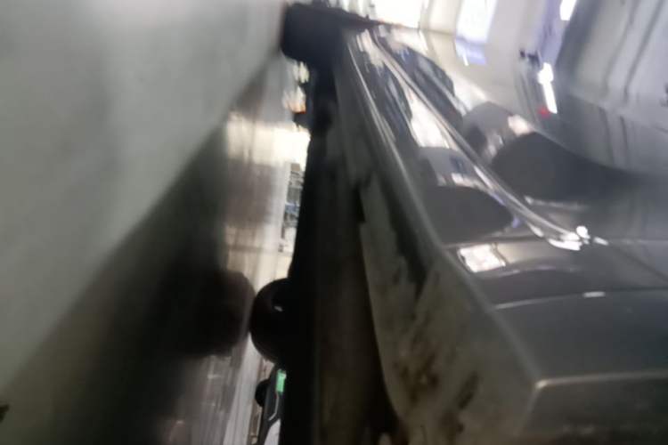Used Li Auto L8 2023 Air model Right Side Sill