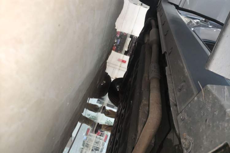 Used Li Auto L8 2023 Air model Right Side Sill