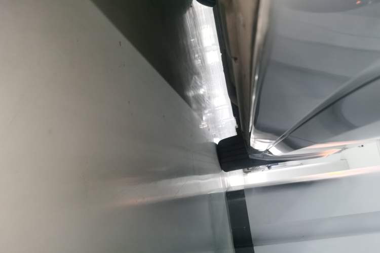 Used Li Auto L8 2023 Air model Right Side Sill