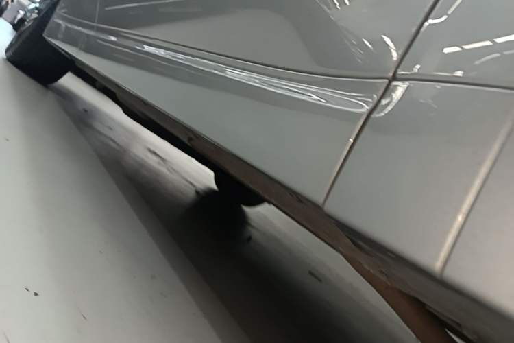 Used Li Auto L8 2023 Pro Model Right Side Sill