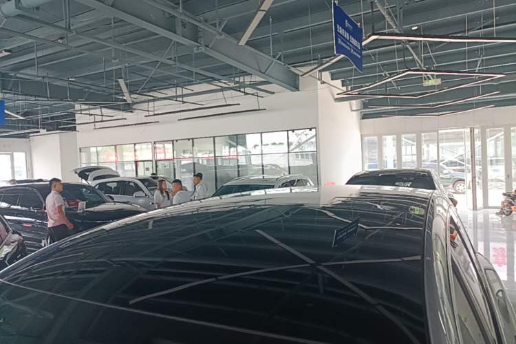 Used Li Auto L8 2023 Pro Model Roof