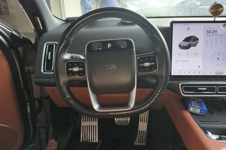 Used Li Auto L8 2023 Pro Model Steering Wheel