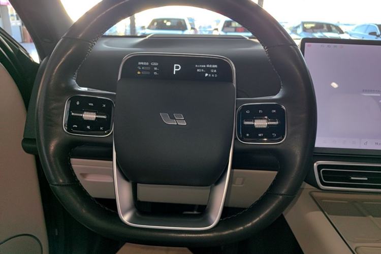 Used Li Auto L8 2023 Pro Model Steering Wheel