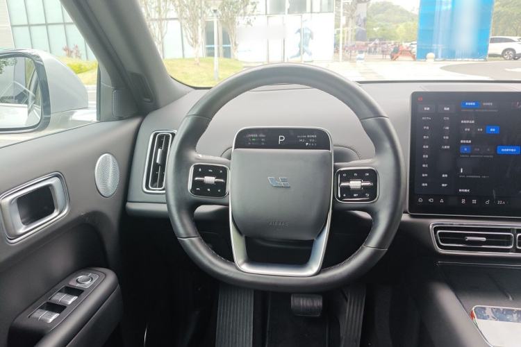 Used Li Auto L8 2023 Pro Model Steering Wheel