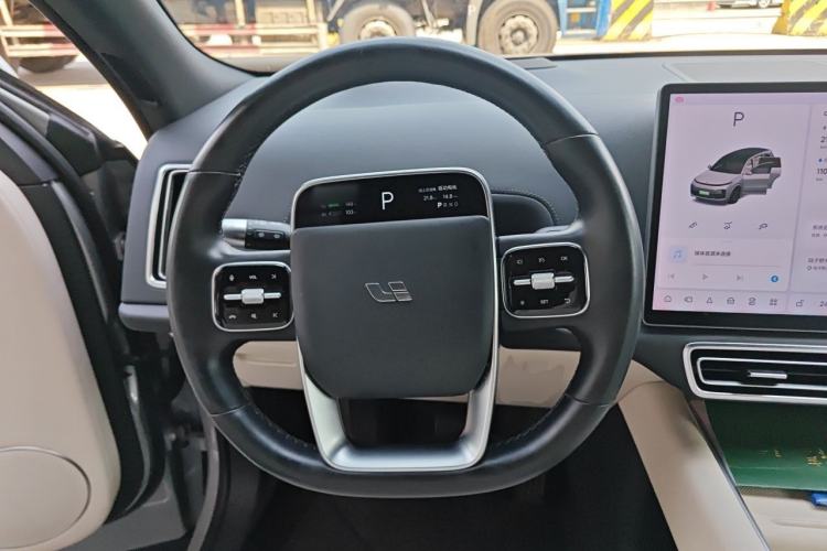 Used Li Auto L8 2023 Pro Model Steering Wheel