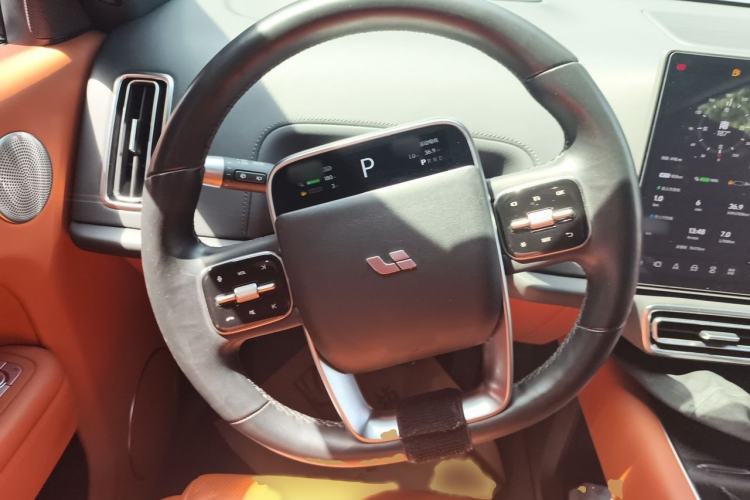 Used Li Auto L8 2023 Pro Model Steering Wheel